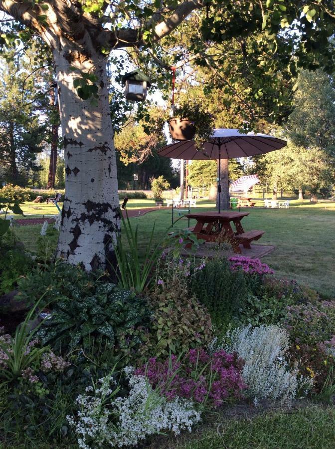 Aspen Inn Fort Klamath Bagian luar foto