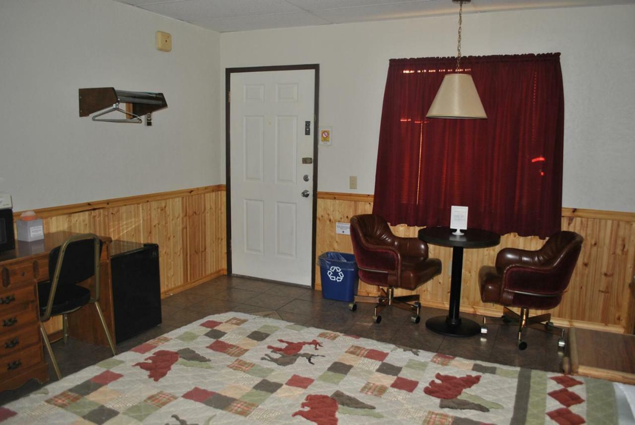Aspen Inn Fort Klamath Bagian luar foto