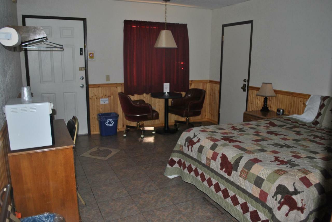Aspen Inn Fort Klamath Bagian luar foto
