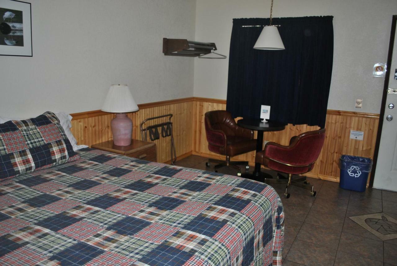 Aspen Inn Fort Klamath Bagian luar foto