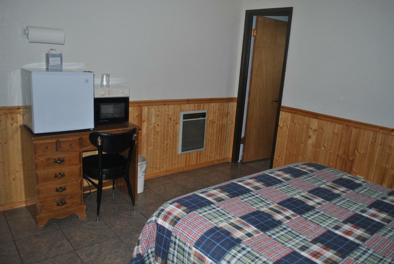 Aspen Inn Fort Klamath Bagian luar foto