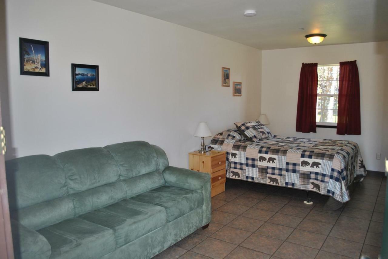 Aspen Inn Fort Klamath Bagian luar foto
