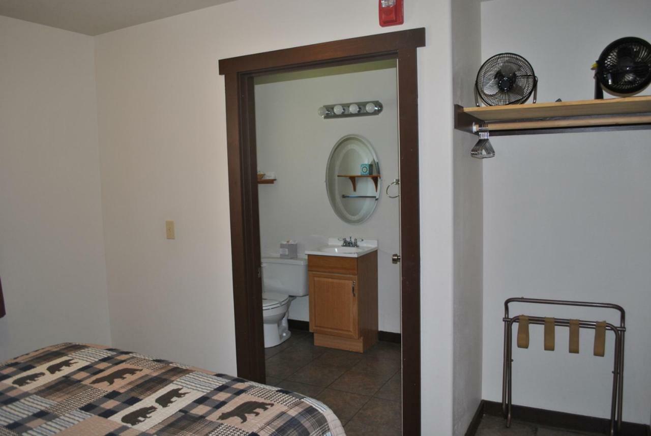 Aspen Inn Fort Klamath Bagian luar foto