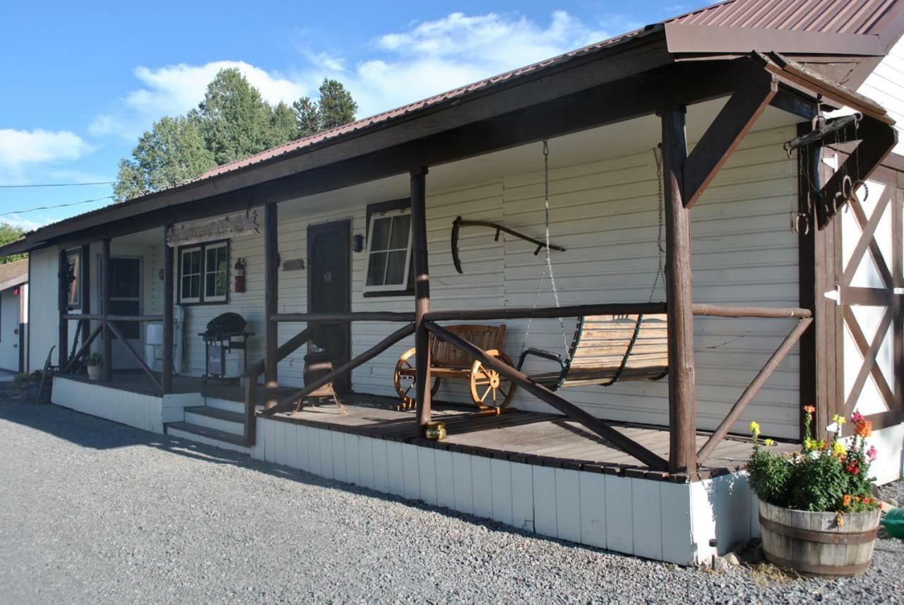 Aspen Inn Fort Klamath Bagian luar foto