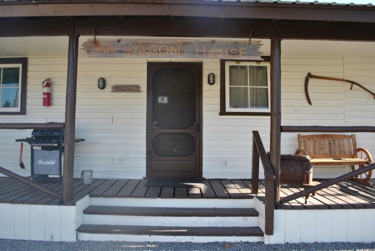 Aspen Inn Fort Klamath Bagian luar foto